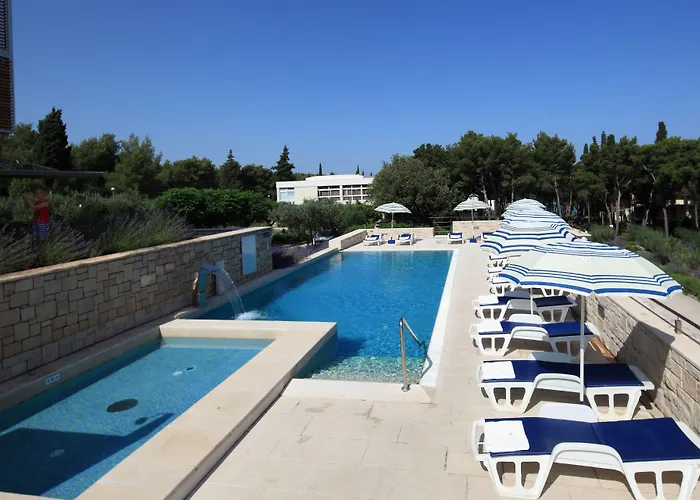 فندق Aminess Vival Casa Velaris