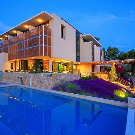 Aminess Vival Casa Velaris Supetar