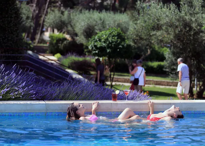 Aminess Vival Casa Velaris