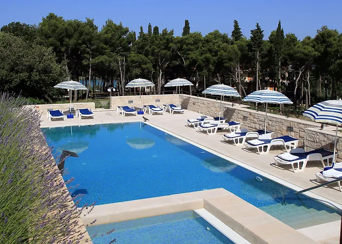 Ξενοδοχείο Aminess Vival Casa Velaris 3*