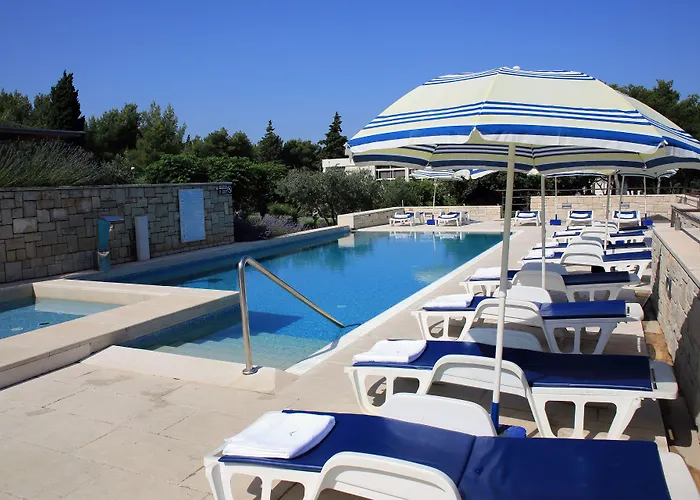 Ξενοδοχείο Aminess Vival Casa Velaris 3*