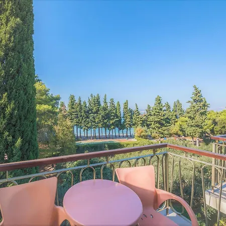 Aminess Vival Casa Velaris