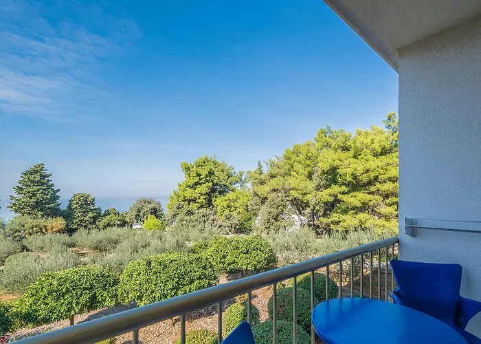 Aminess Vival Casa Velaris 3* Supetar