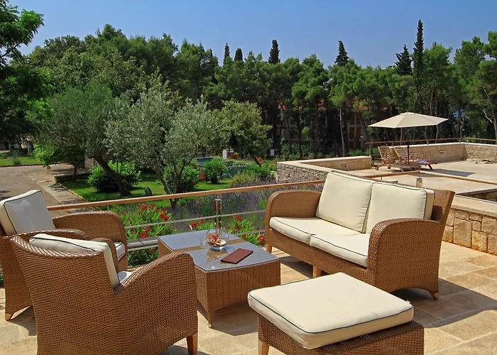 Aminess Vival Casa Velaris 3* Supetar