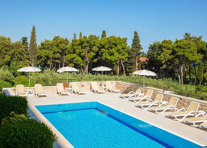 Hotell Aminess Vival Casa Velaris 3*